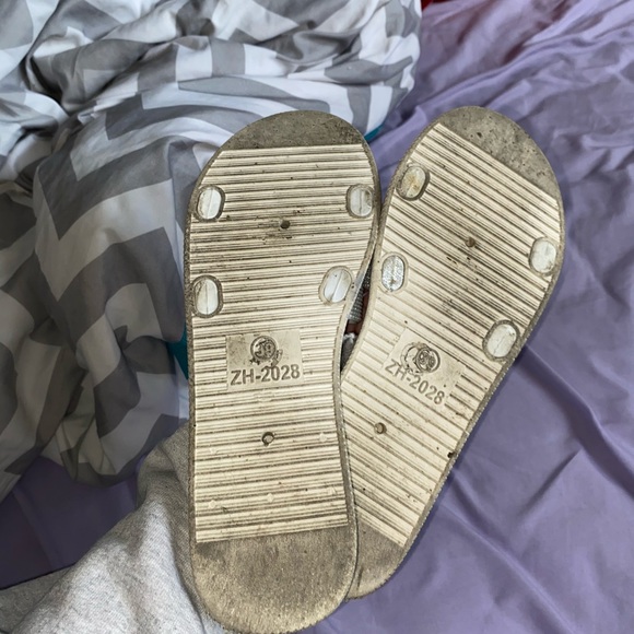 Slides - Picture 4 of 4